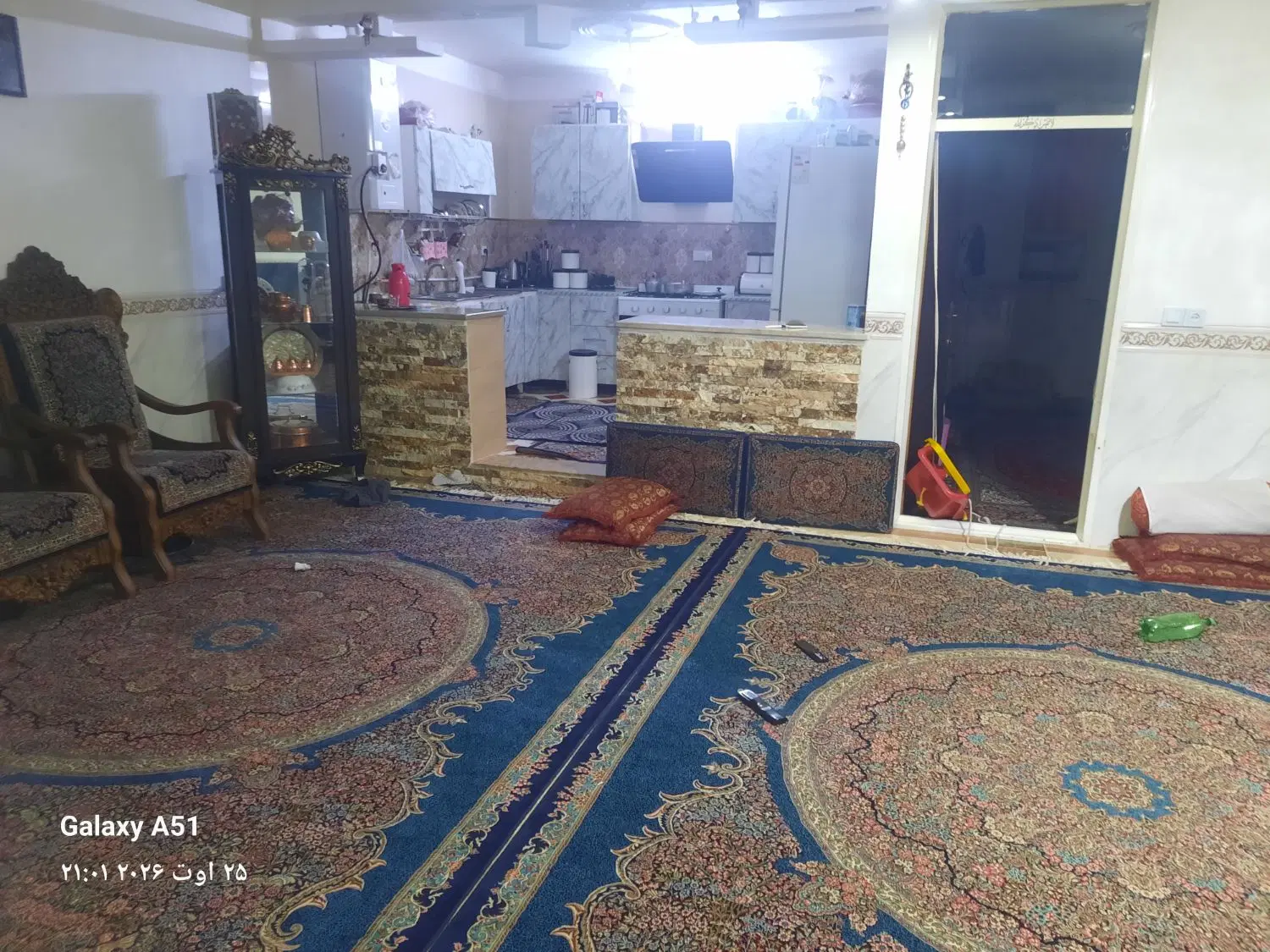 خانه ۶ قصب شناژیی جاده بم کرمان بلوار امام صادق