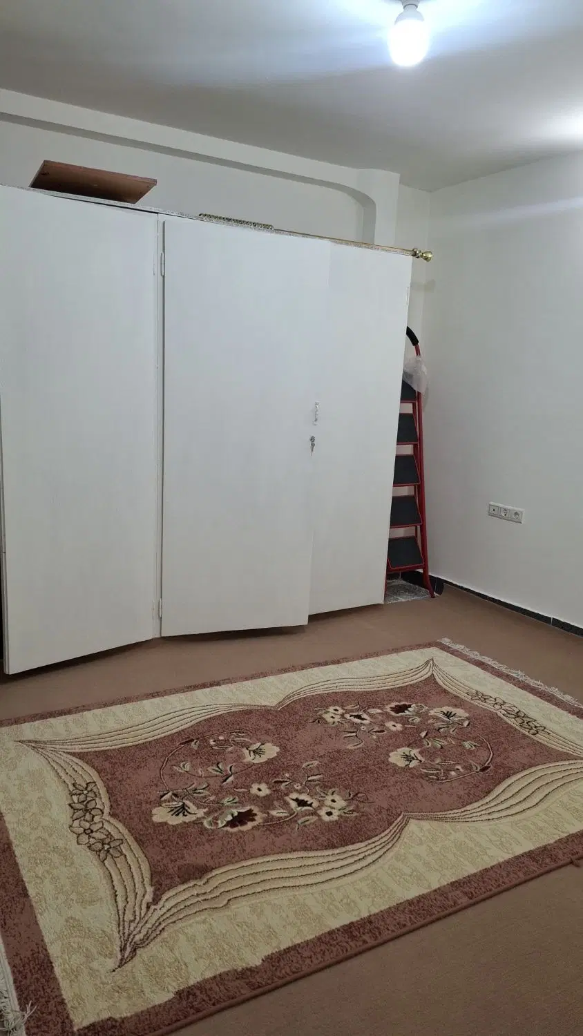 آپارتمان تک واحدی 50 متری همکف سند تک برگ