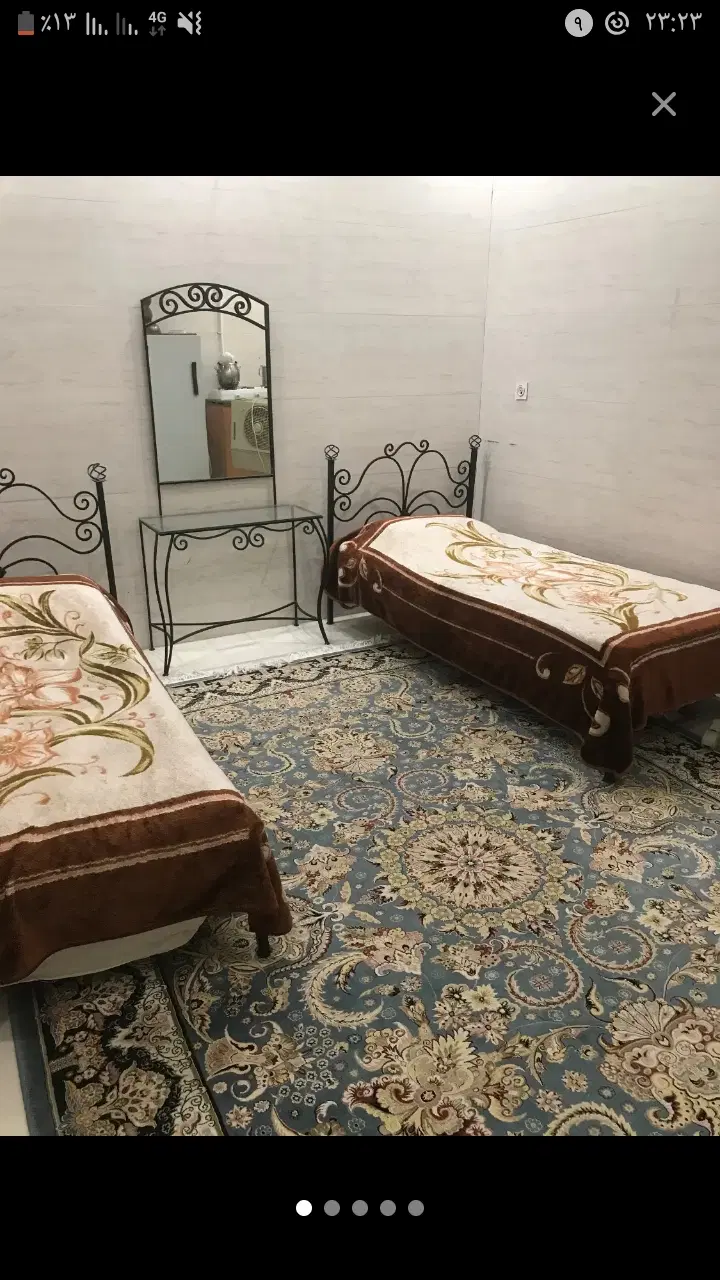 همخونه خانم ( همخانه )