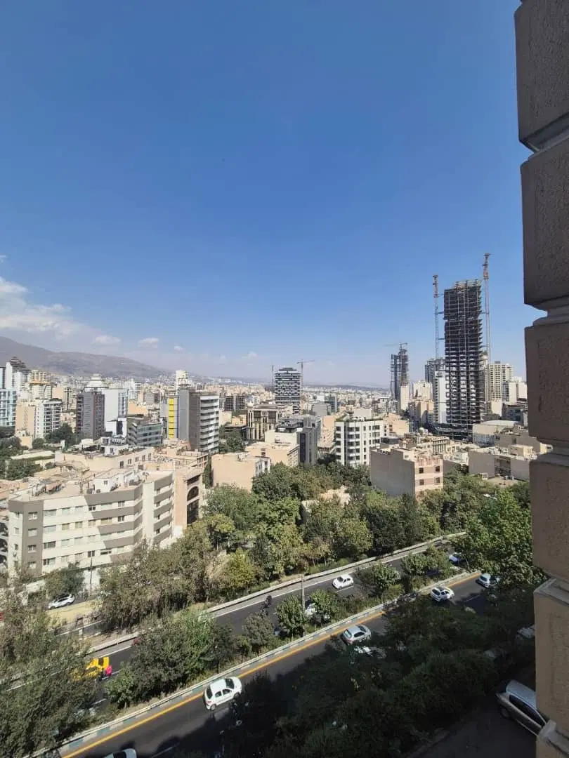 ونک جردن  ۵۵۰ متر در سه طبقه بهترین موقعیت