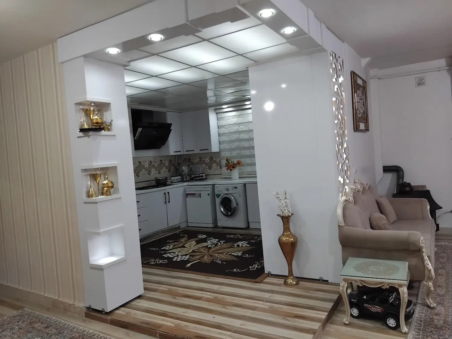 ۲طبقه ۲ نبش