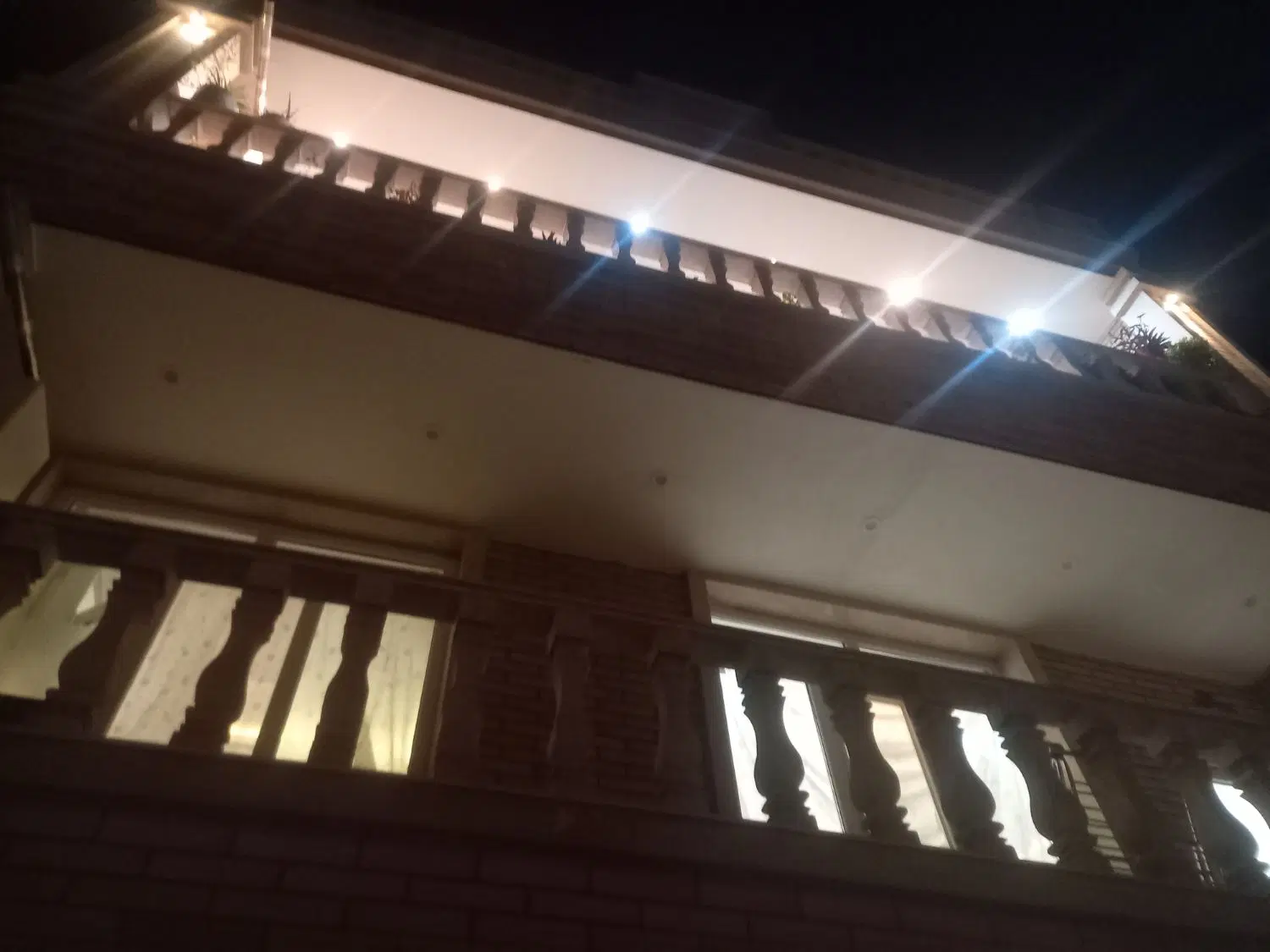 آپارتمان تک واحد ۱۲۰ متر کلا دو واحد ۱۵خرداد