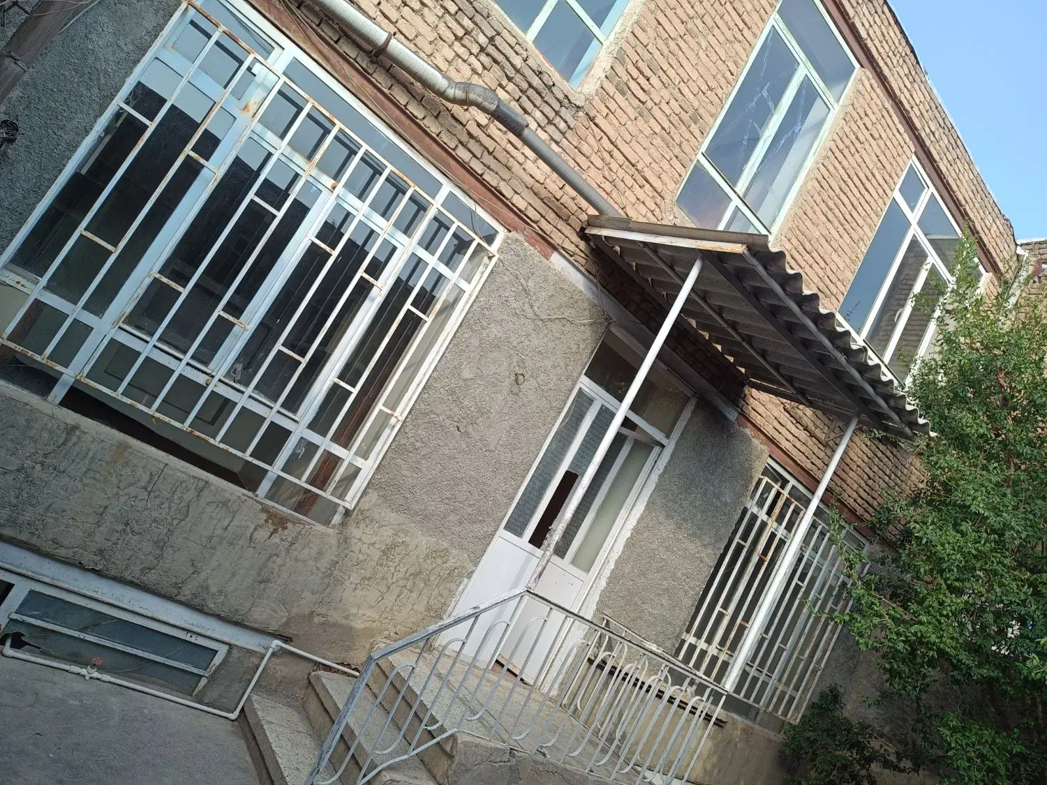 خانه دربستی3اتاقی خ شهبازیک4راه مدنی