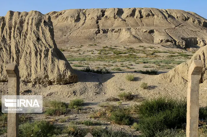 زمین فروشی