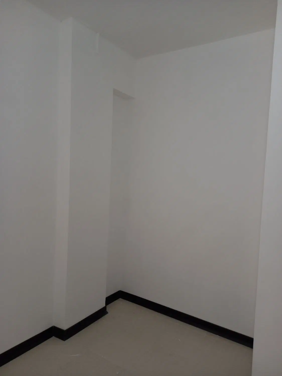 اجاره۱۰۰۰متر زمین تجاری کهنوج