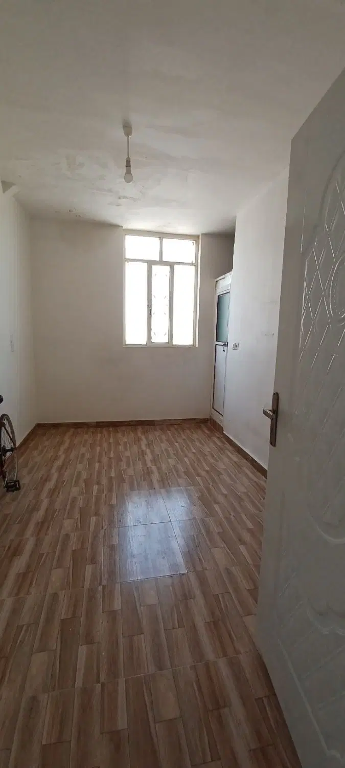 اجاره آپارتمان آراسته دوم نبش ده متری