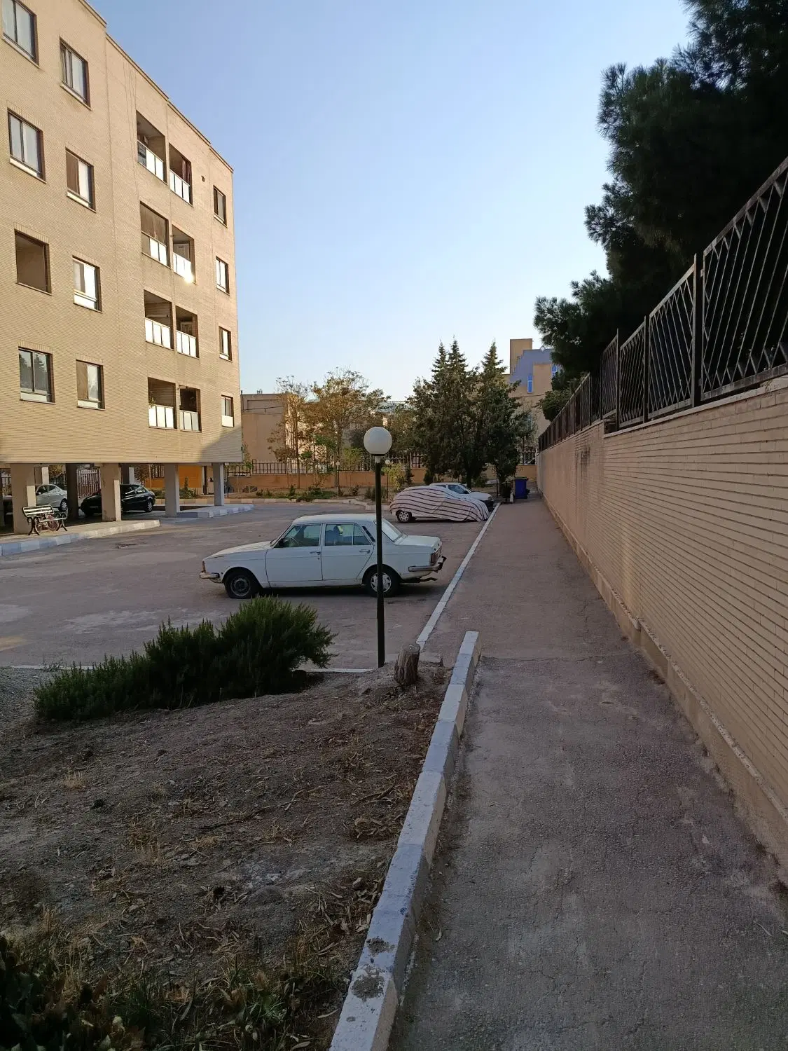 اپارتمان خوش نقشه و دلباز