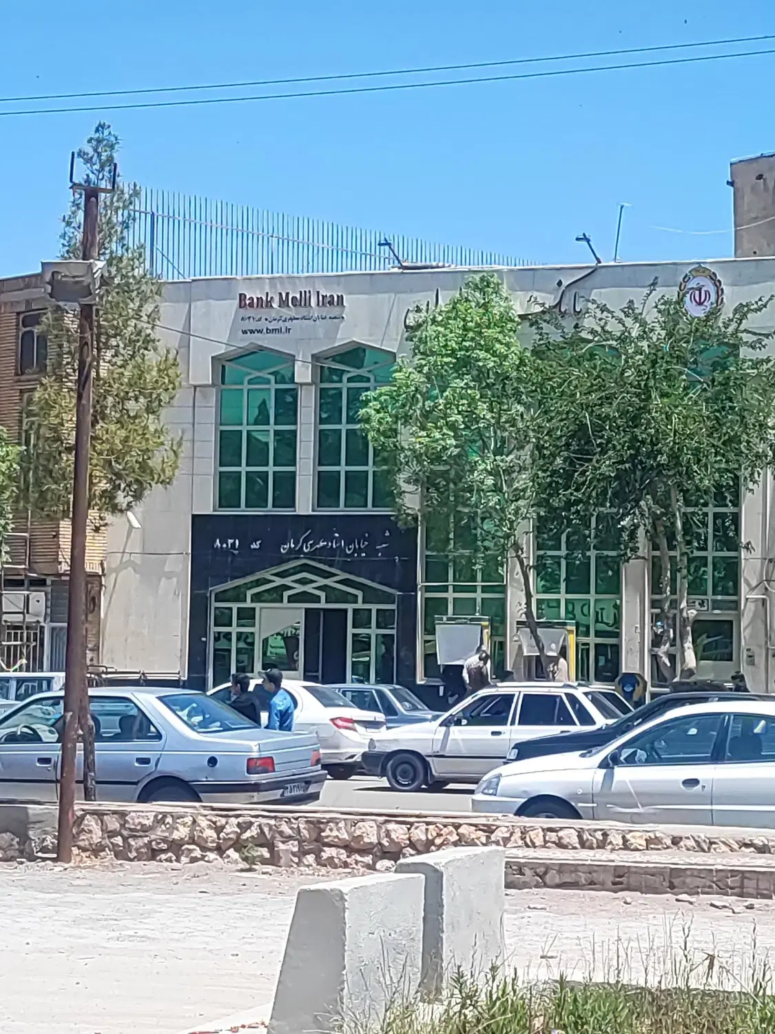 اجاره مغازه تجاری جنب هتل پارس