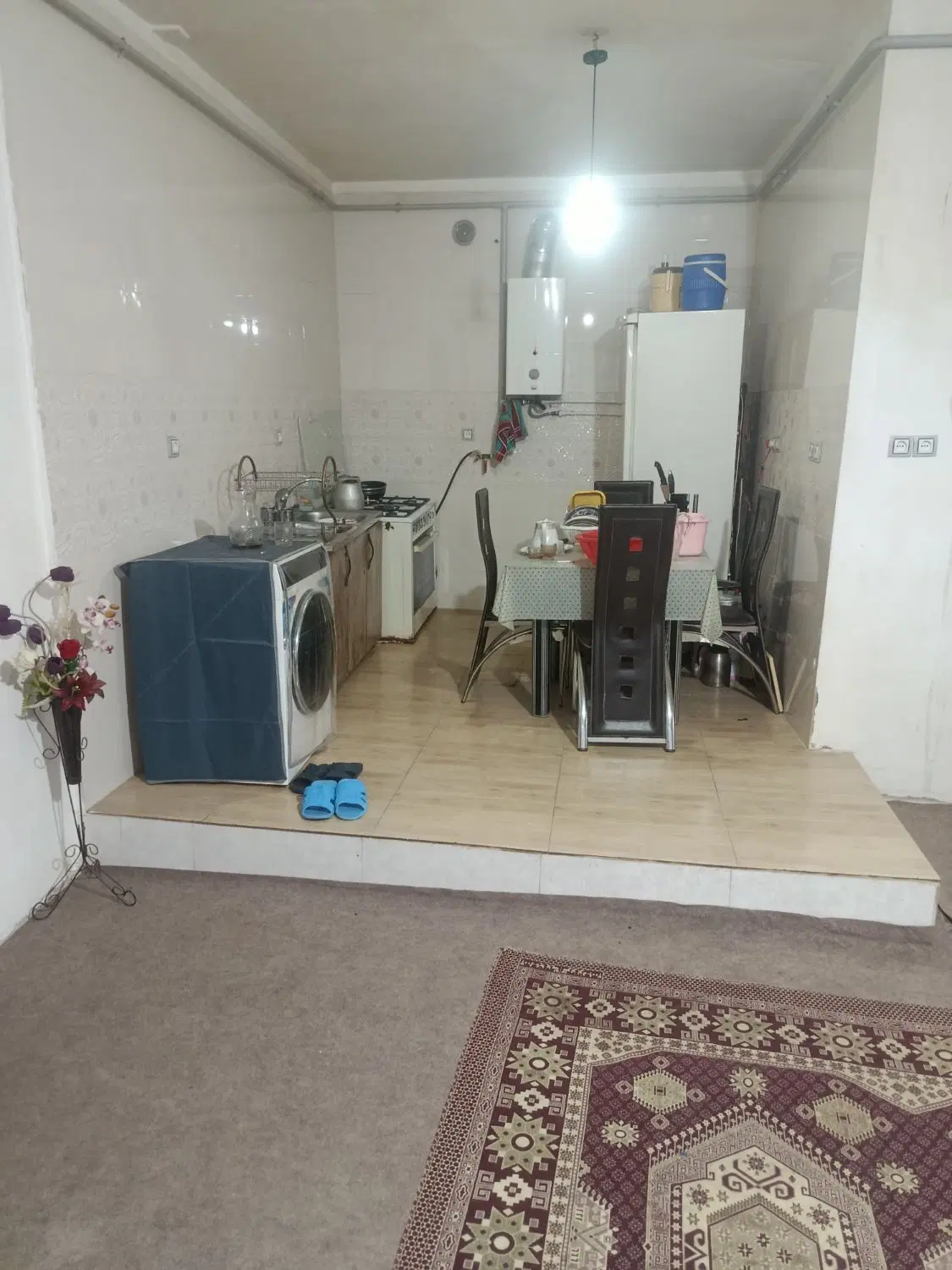 ساختمان دو طبقه ویلایی و تجاری