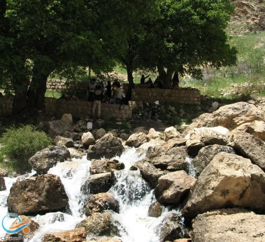 باغ چهارمحال‌بختیاری رستم آباد زیر چشمه سرداب