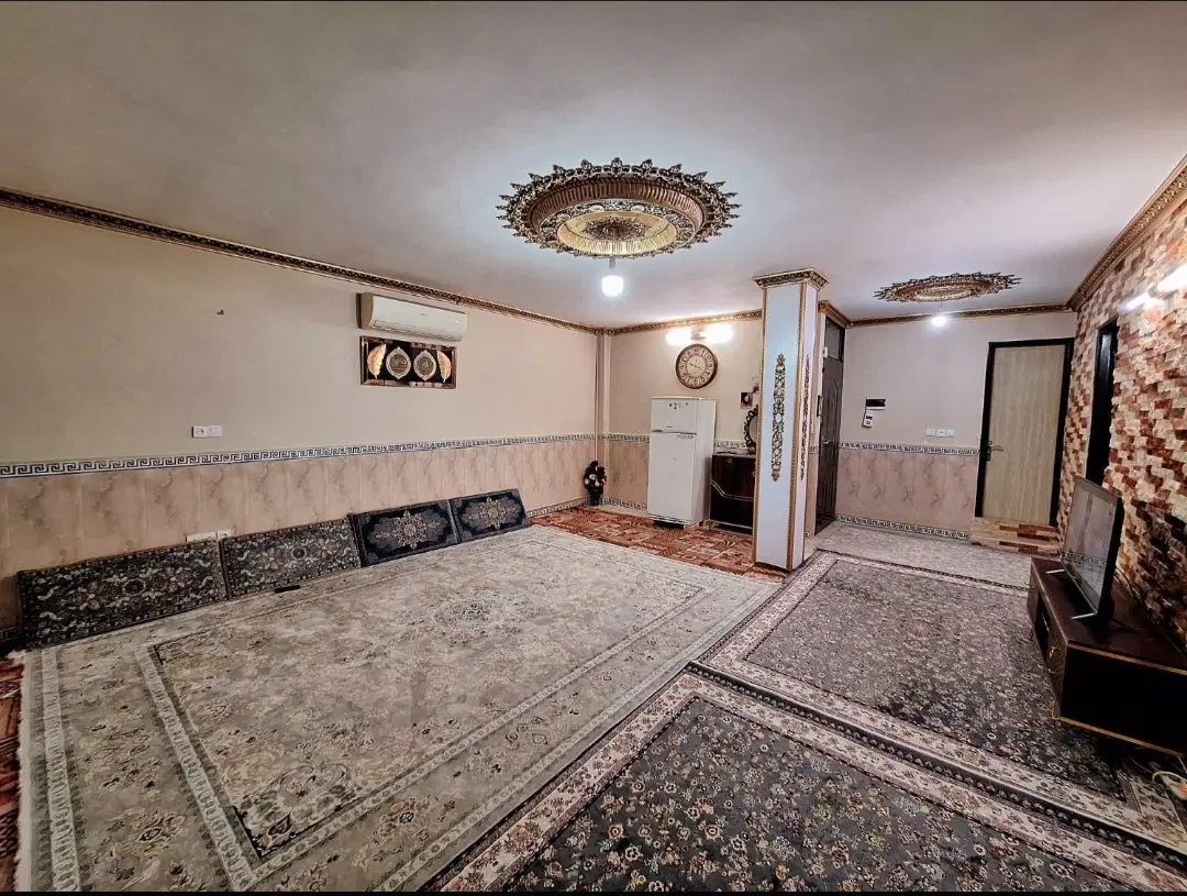 آپارتمان زواره