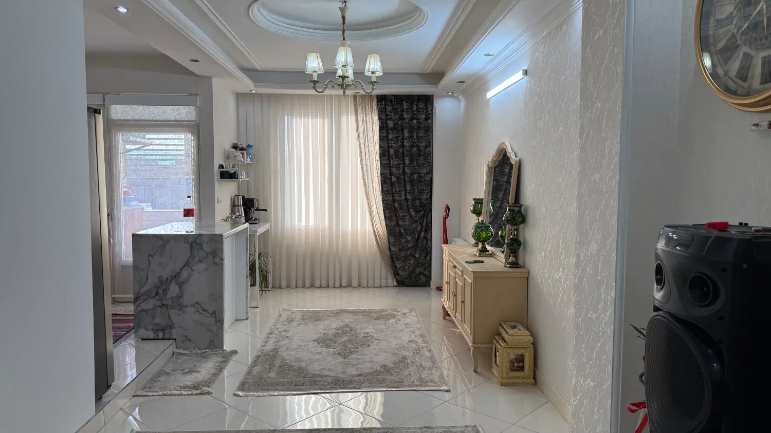 خونه ۹۰ متری با پارکینگ و انباری