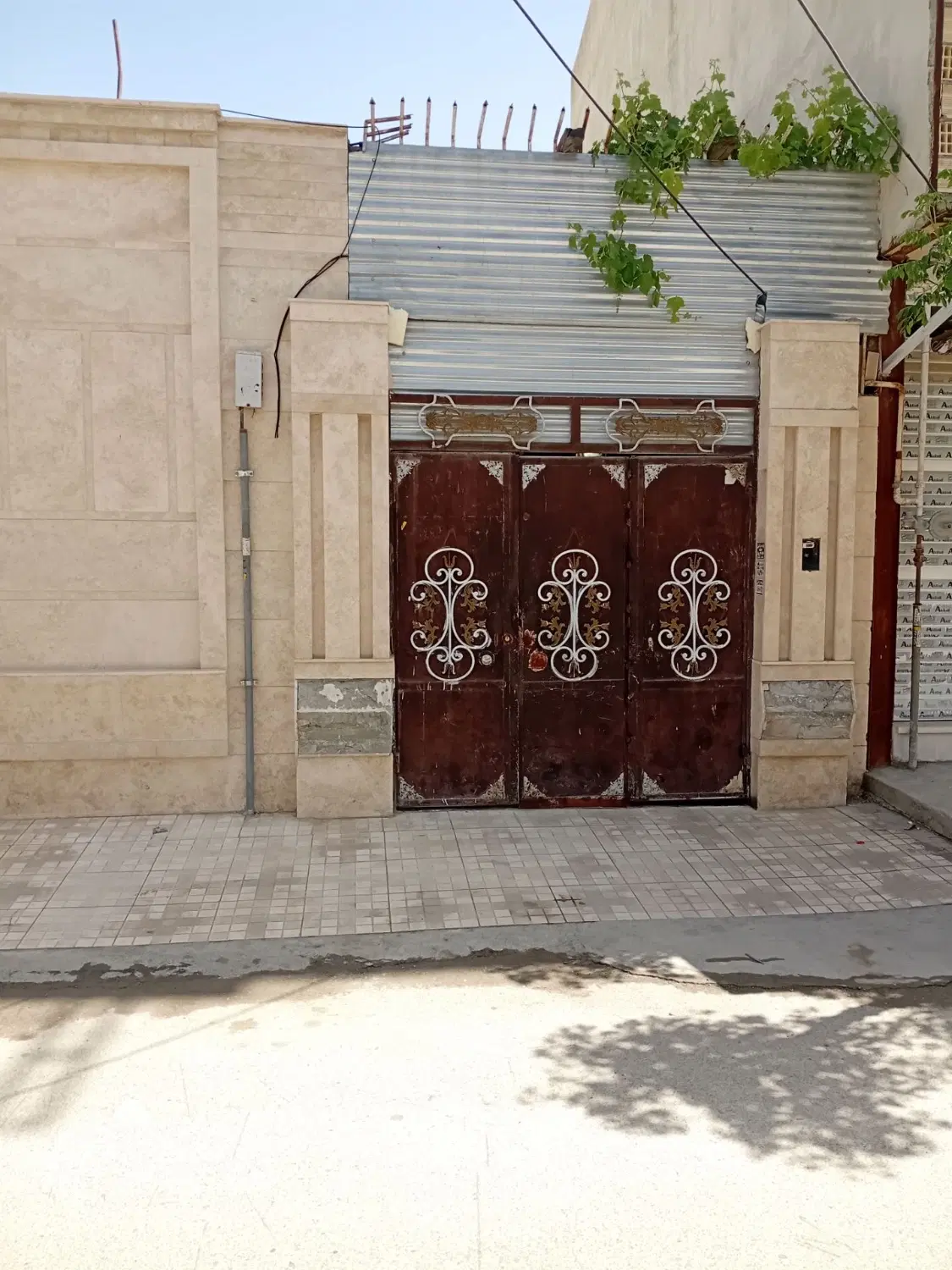 بلوارطاقبستان کوی۱۲۷