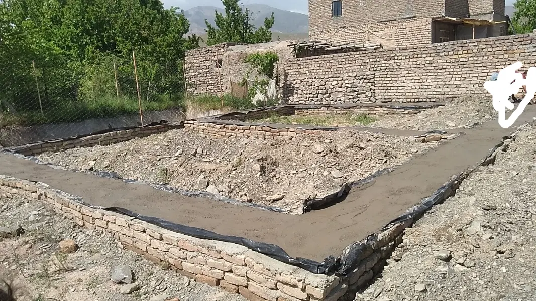 زمین فروشی