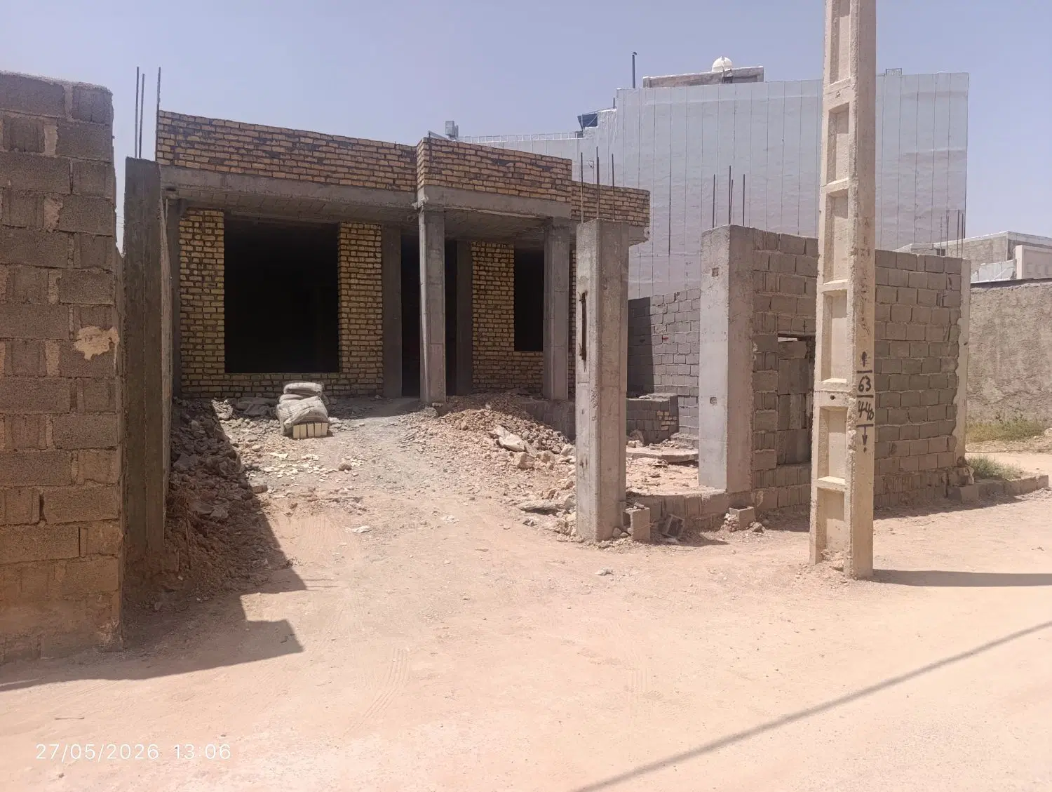 ویلایی در به حیاط