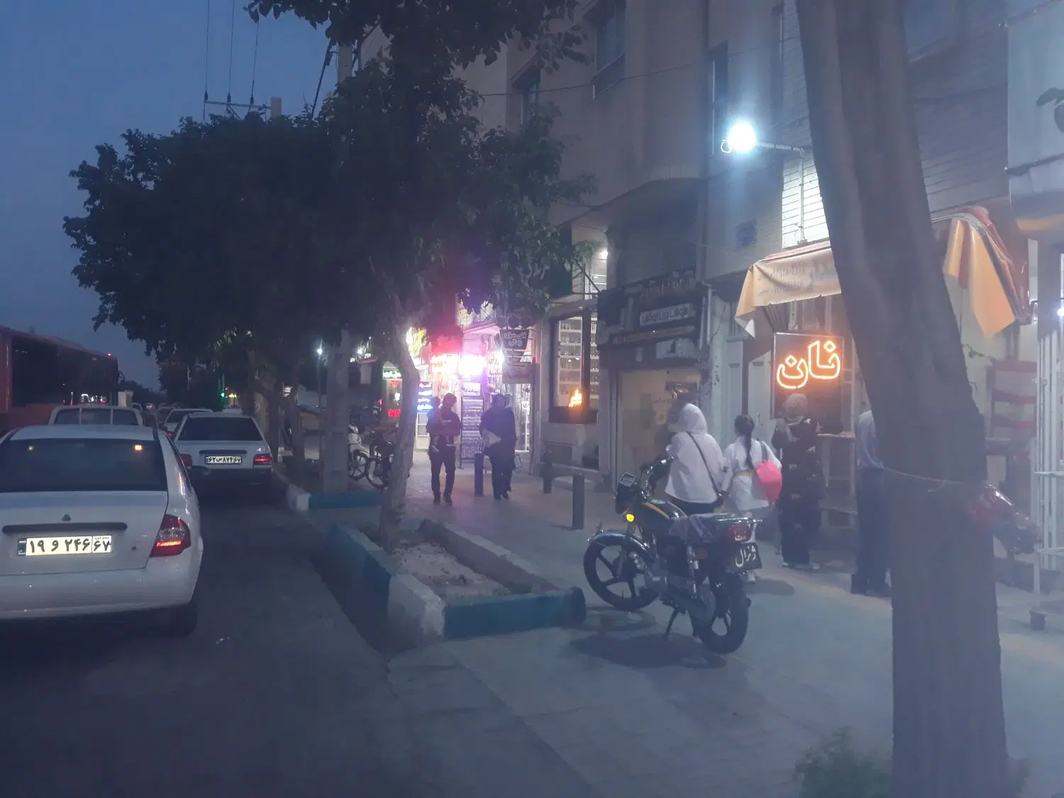 مغازه ۱۷۰ متری