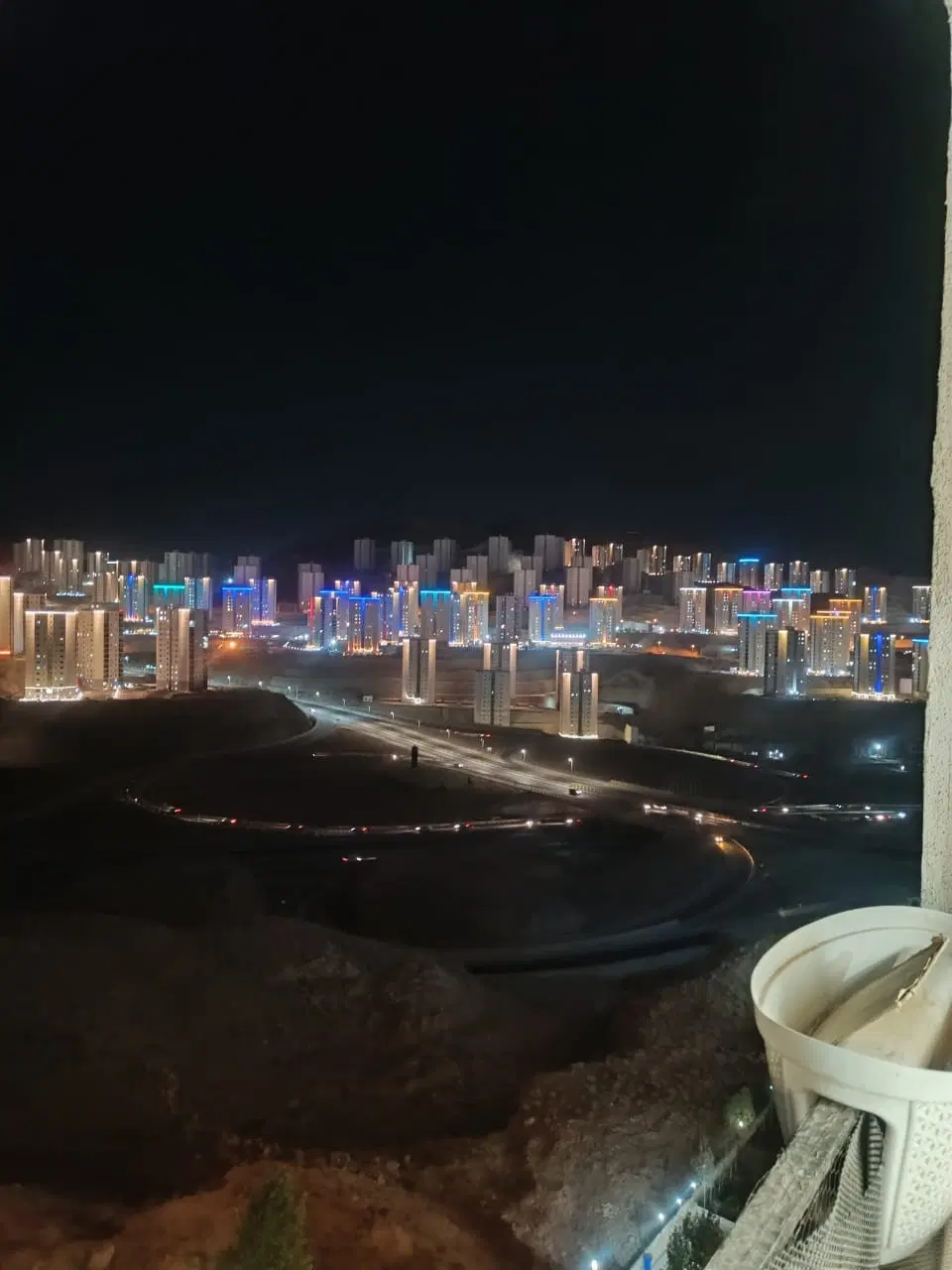 «خریدار»و فروشنده آپارتمان مسکن مهر پردیس