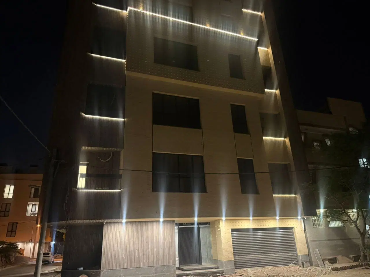 اپارتمان شیک و نوساز