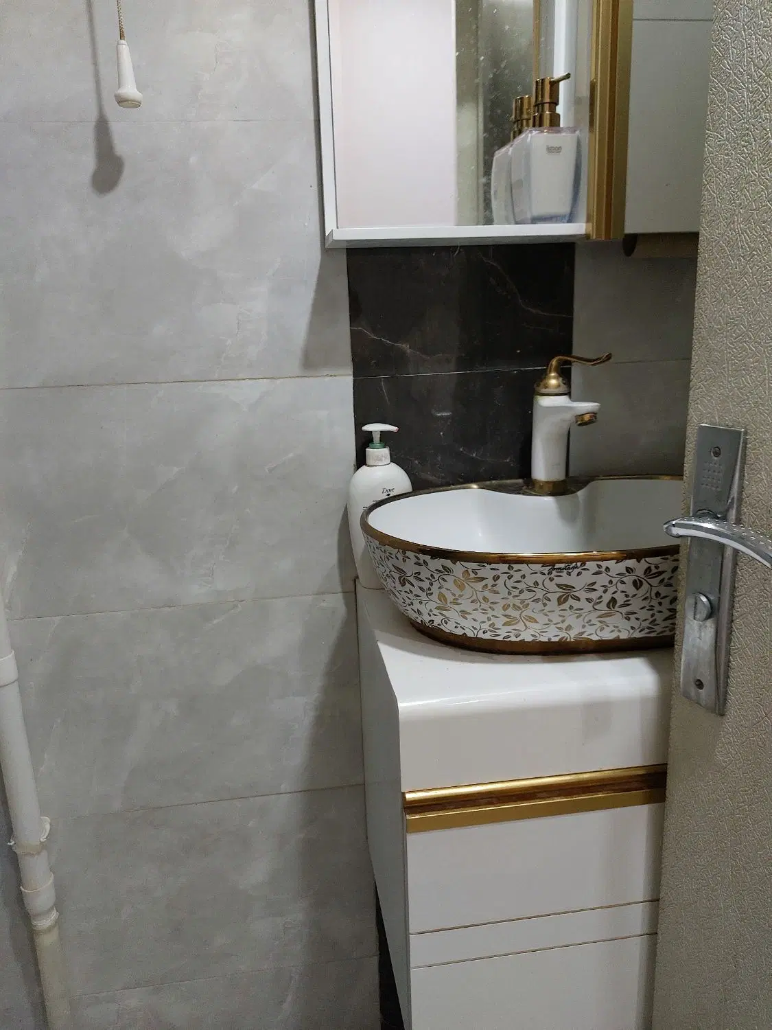 ۷۵ متر ۲ خواب کاشانی اباذر بوستان سوم