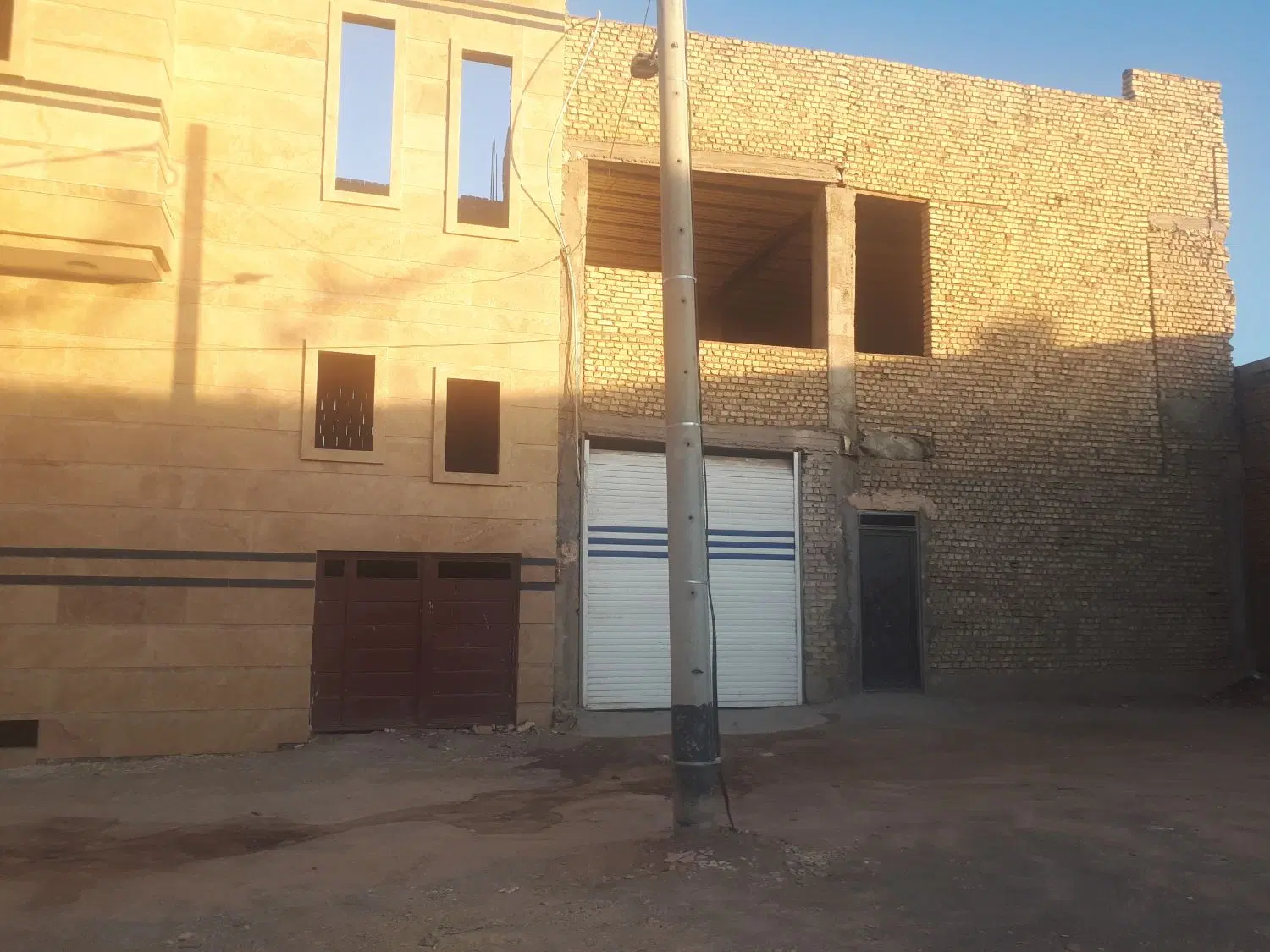 سالن مناسب اداری یا تجاری
