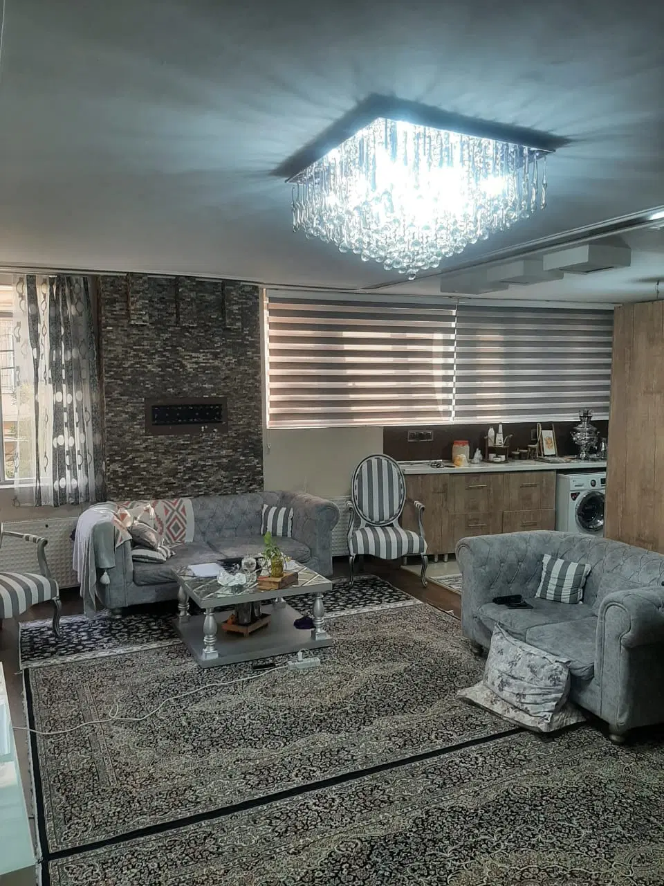 رهن واجاره آپارتمان ۸۸ متری میدان مرکزی