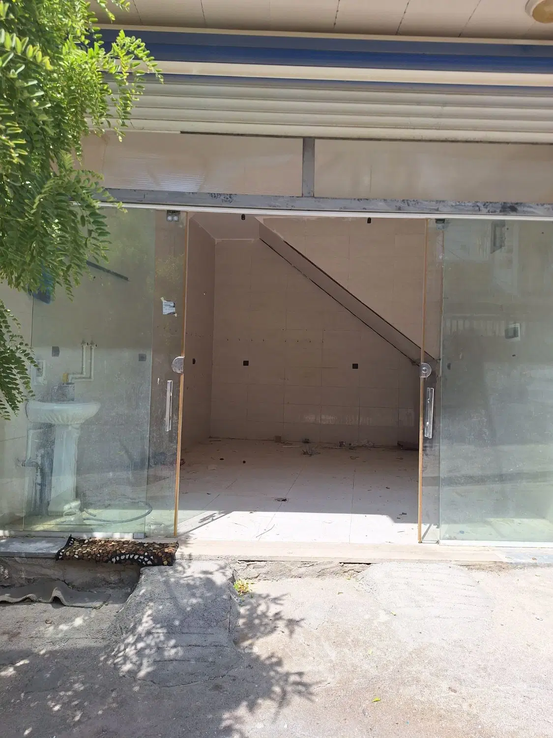 مخازه پشت شاه عباسی
