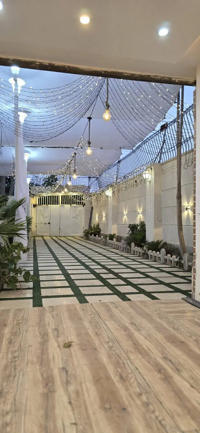 فروش ویلای هخامنشی در زردنجان