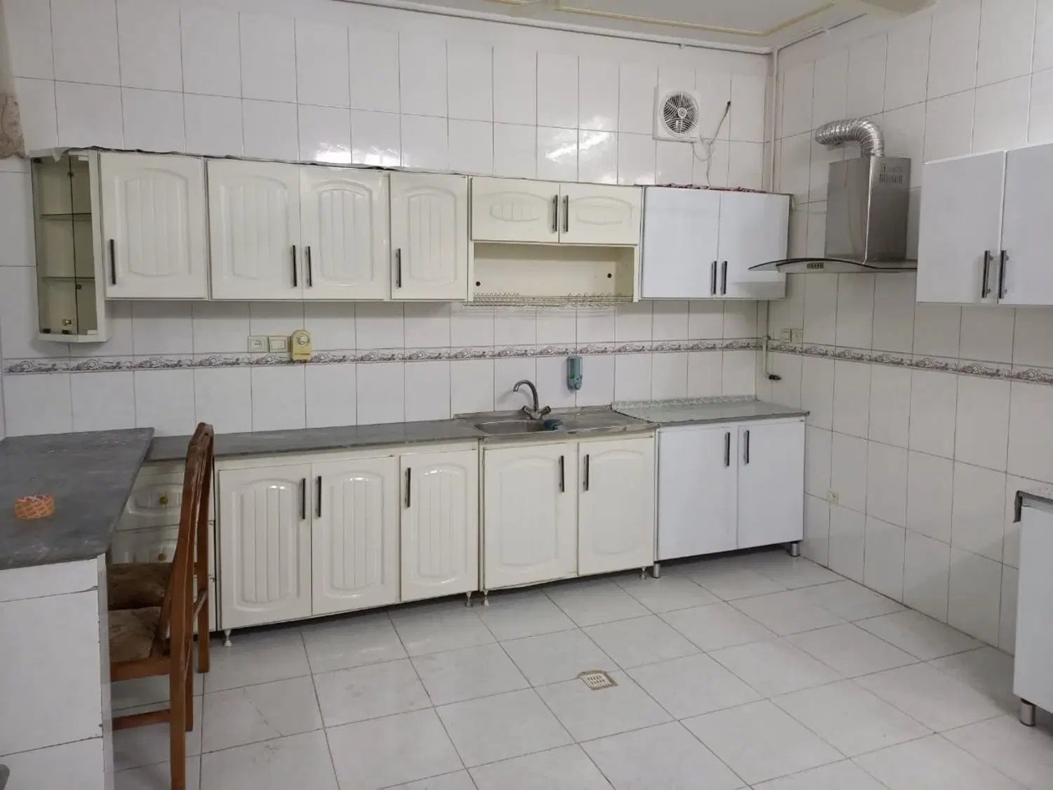 اجاره ۹۰متری زیرزمین