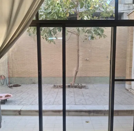 همکف حیاط اختصاصی خ آل محمد