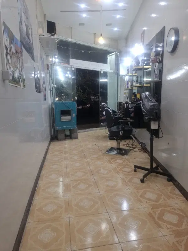 با سلام فروش یک باب مغازه۱۸متری کنار بلوار اصلی
