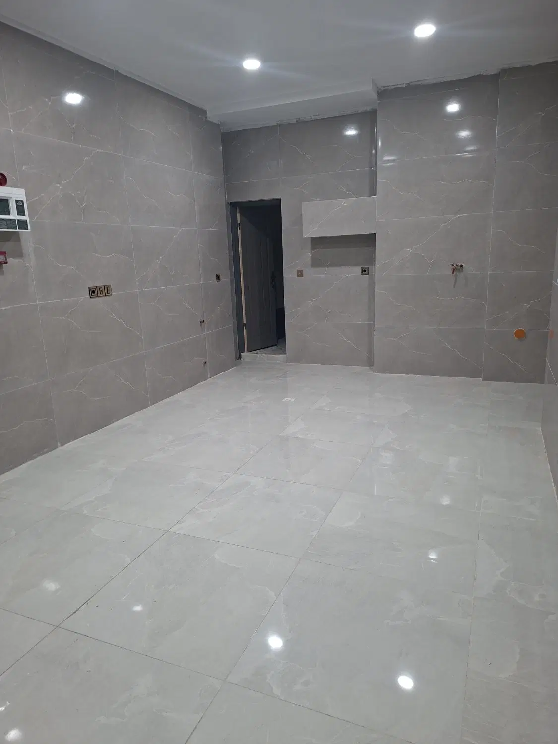 مغازه ۳۳ متری