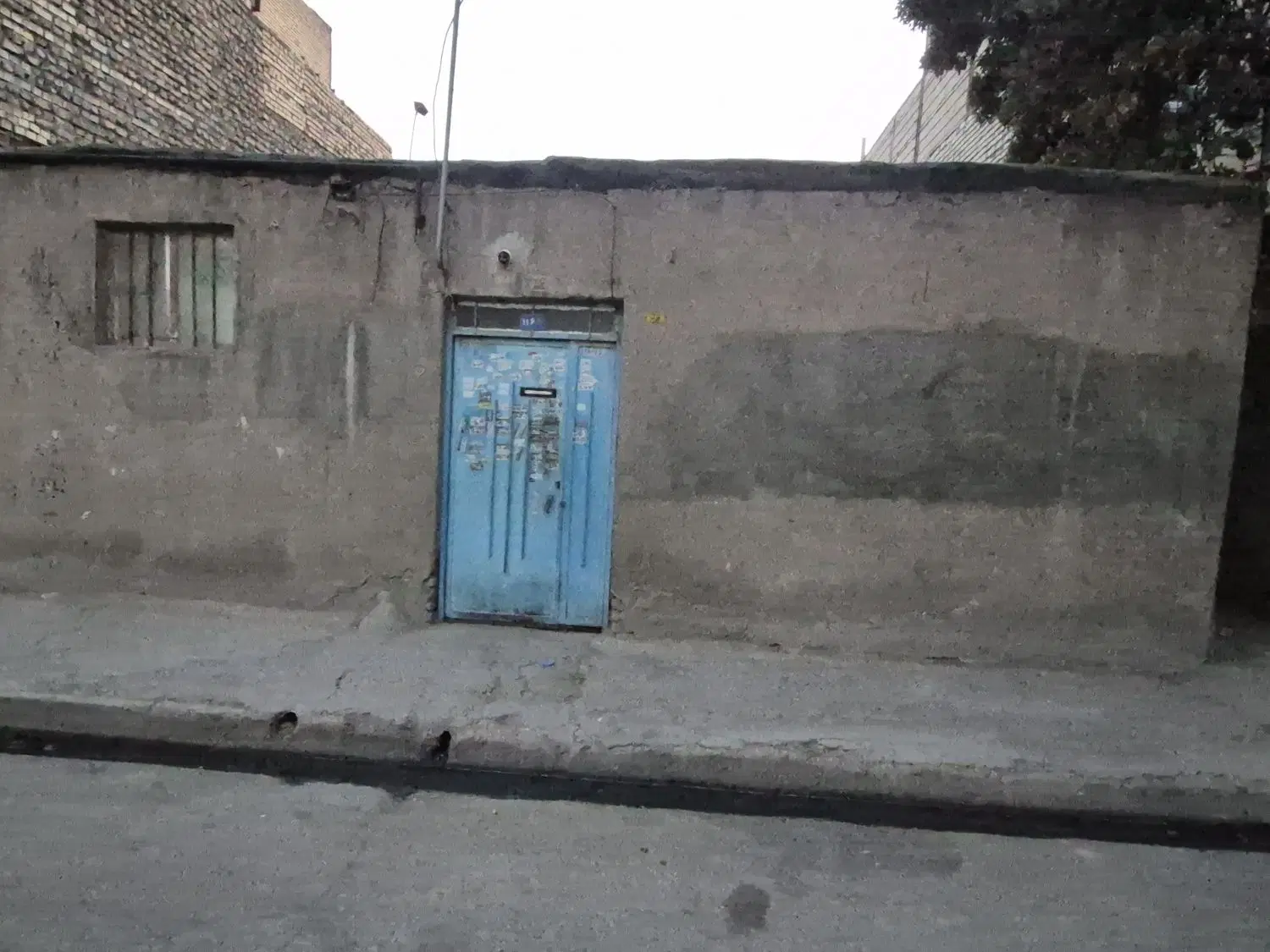 منزل ویلایی ۱۲۰متری ۹متر حاشیه