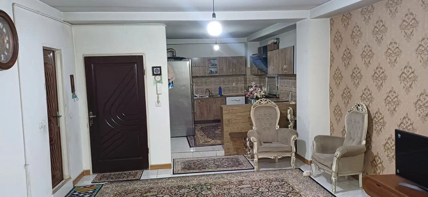 آپارتمان ۹۰ متری فوری