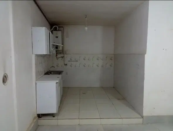 آپارتمان ۵۵ متری طبقه چهارم ایثارگران