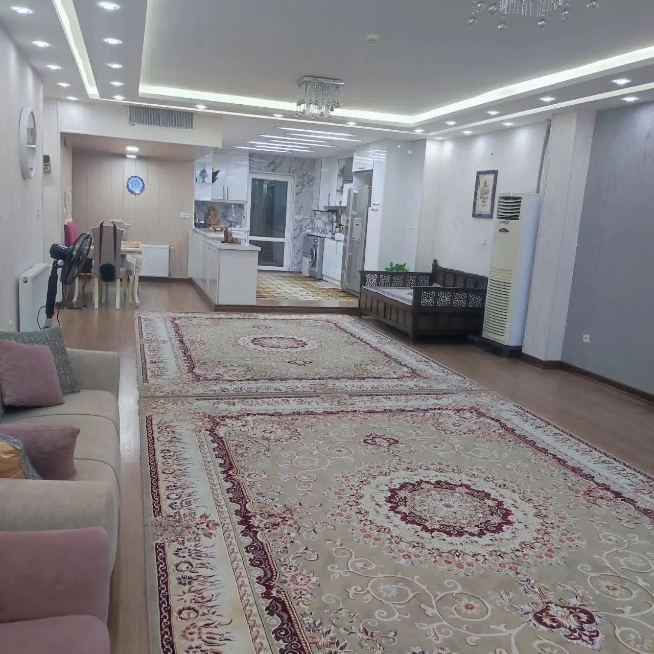 رهن یا فروش آپارتمان 168متری  در f5