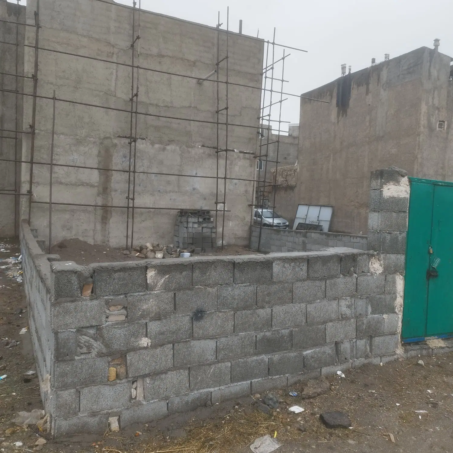 زمین در ائل گلی
