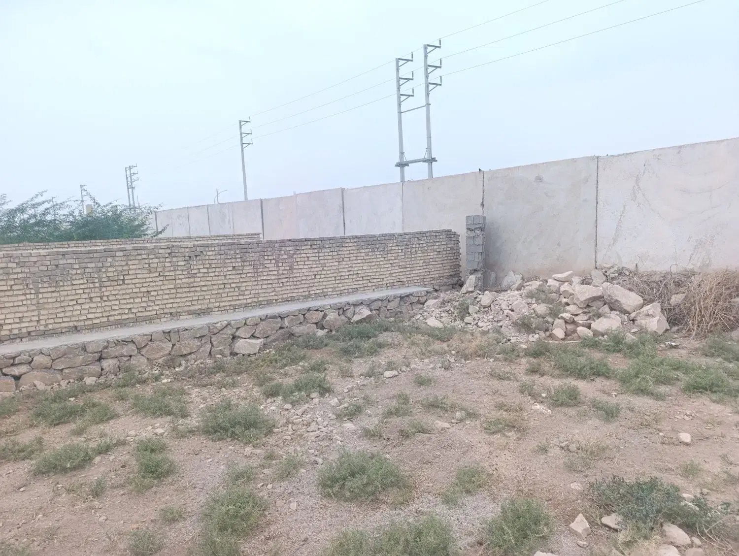 زمین۶۰۰مترتجاری مسکونی کریشان۷ جدید روبروکاریانا