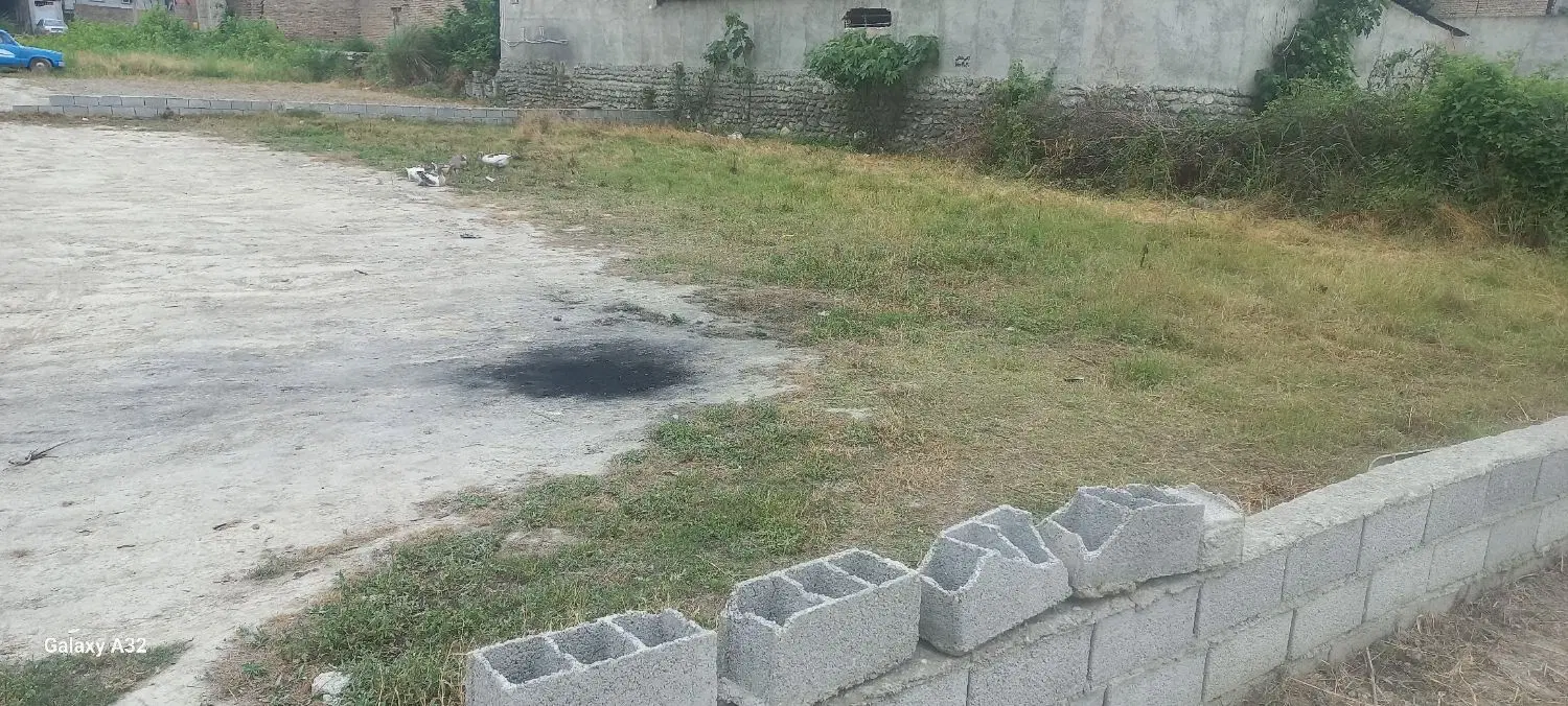 ۲۴۱ متر زمین