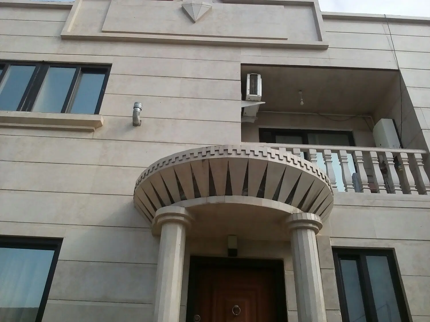 اپارتمان ۸۵ متری سردار ۲۷