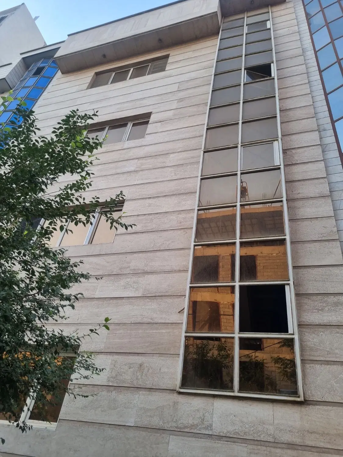 فروش آپارتمان ۸۶ متری تک واحدی