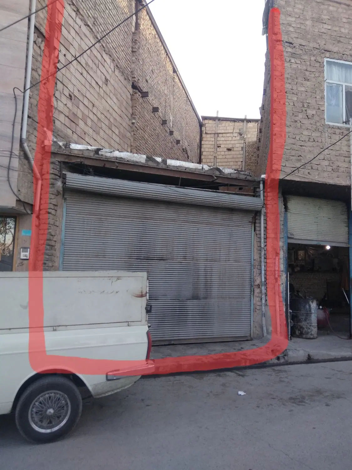 مغازه فروشی در جاده قزلحصار روبروجمعه بازار خودرو