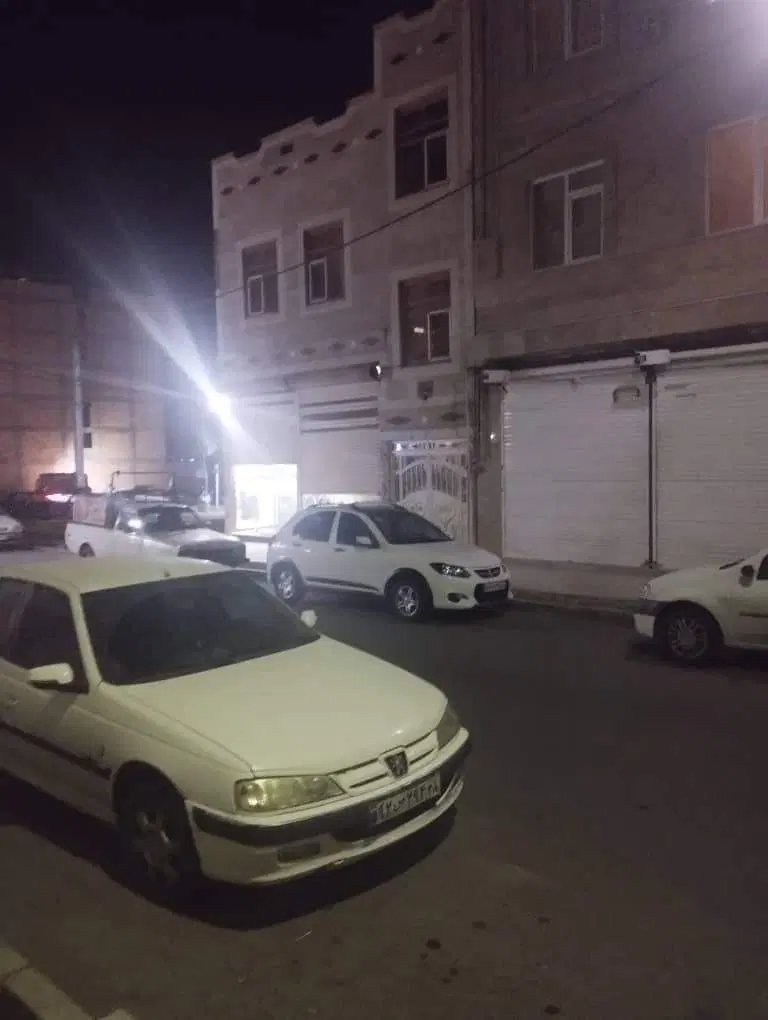 فروش فوری.مغازه ۱۷.۵متر با سند شش دانگ
