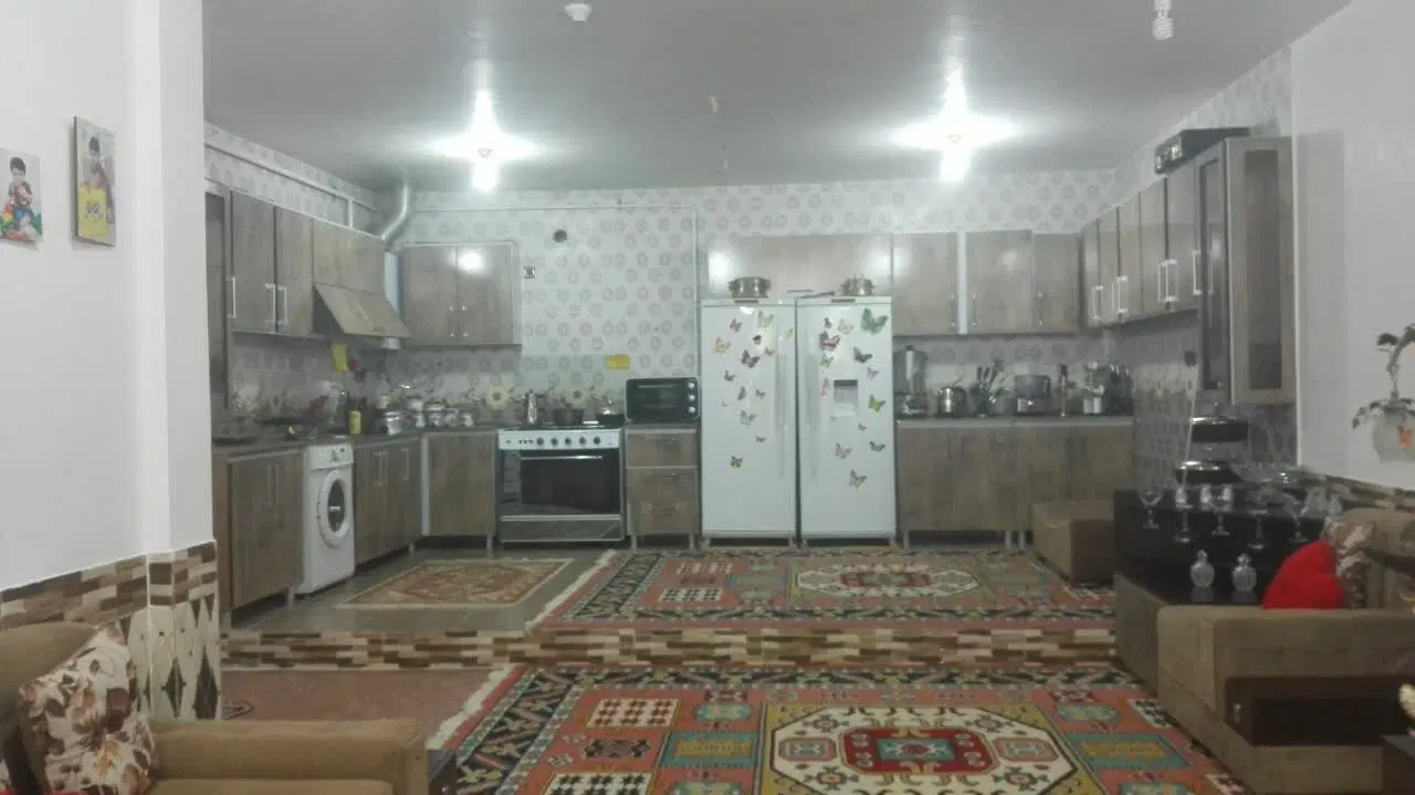 آپارتمان کوی لور
