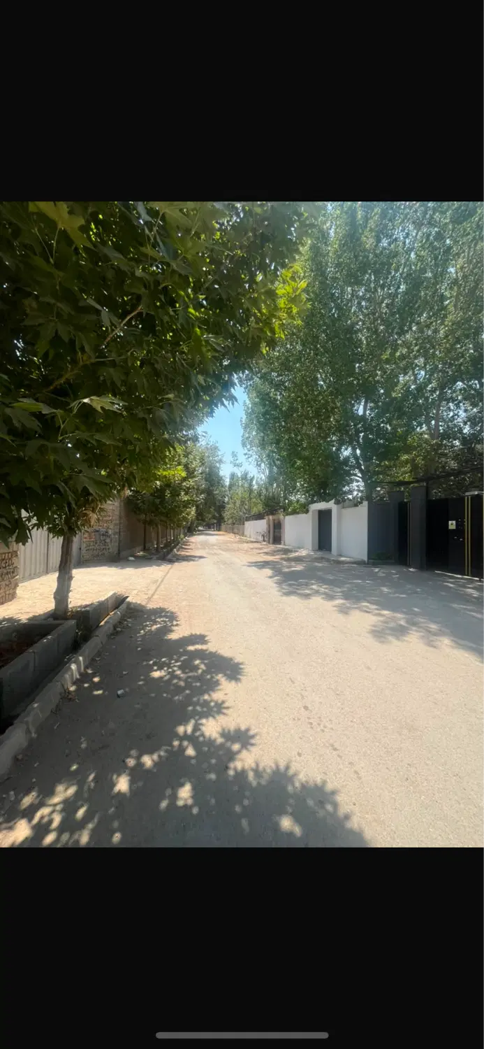 زمین ۳۰۰متری تهراندشت