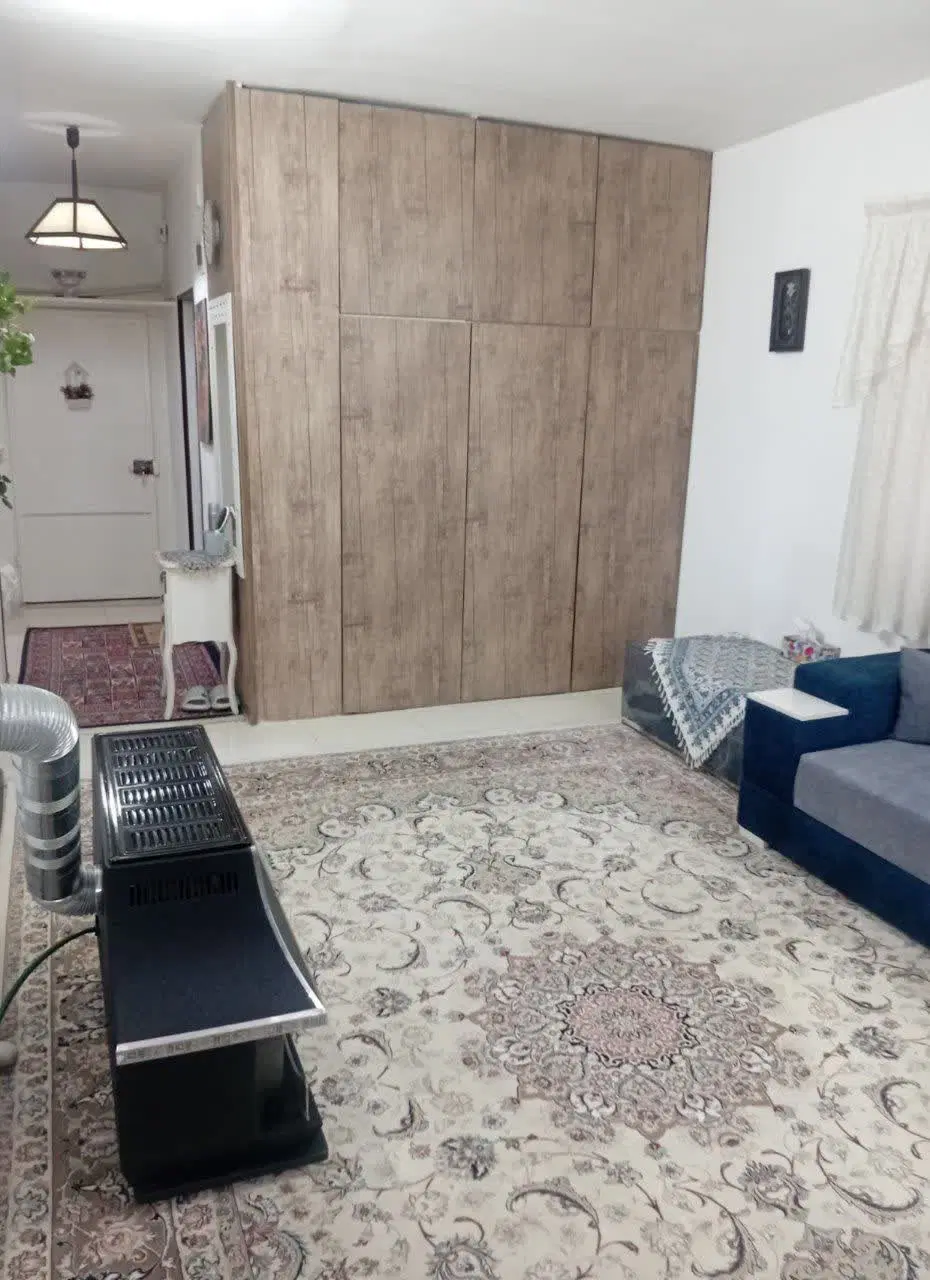 اجاره آپارتمان کاملا بازسازی شده نقلی طبقه هم کف