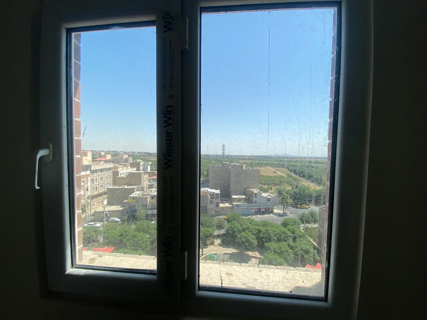 آپارتمان طبقه۶ کلیدنخورده