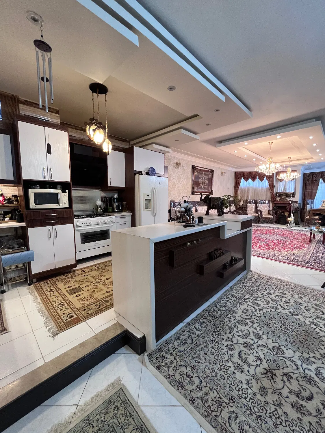 فروش یه واحد در خیابان کاخ