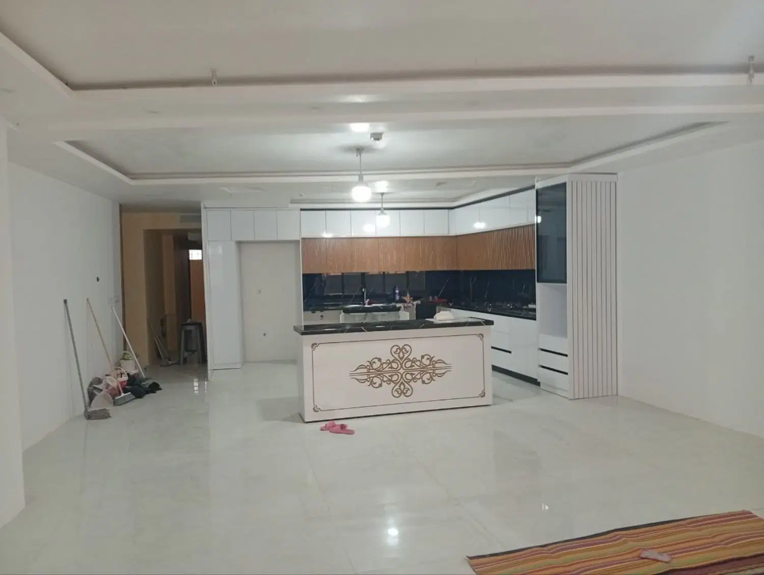 آپارتمان ۱۵۰ متری  مطهری شمالی ۱۴۰۴