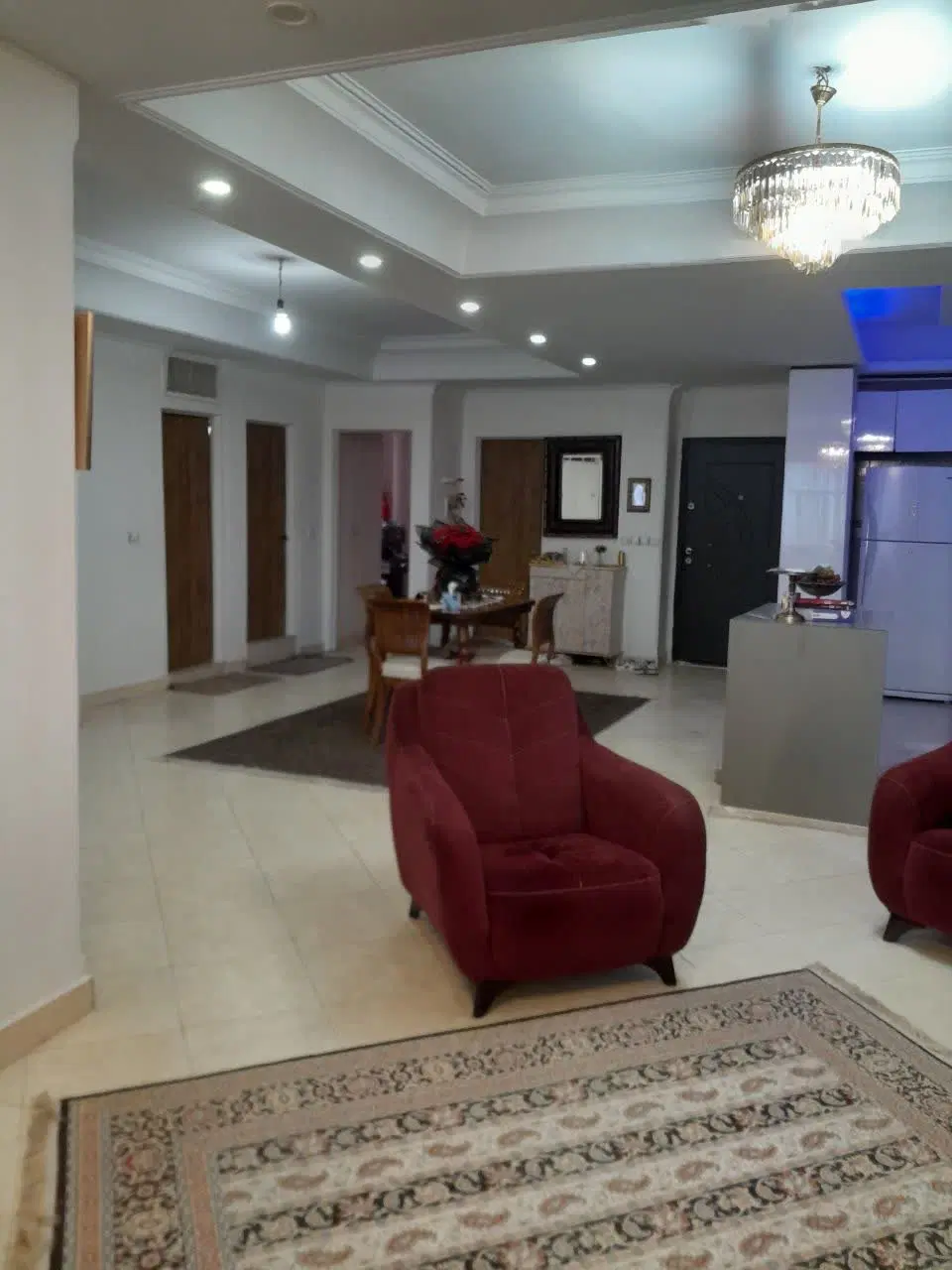 واحد۱۴۸ متری ۳خواب سند دار