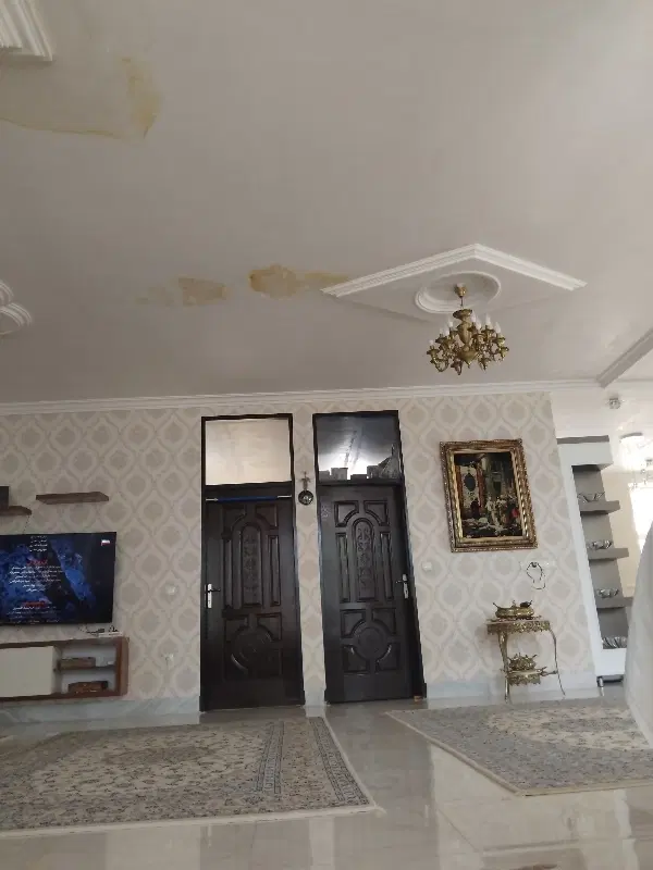یک باب مغازه ۱۴ متر مربع واقع در بهداری